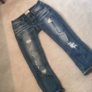 BKE distressed crops. Size 24